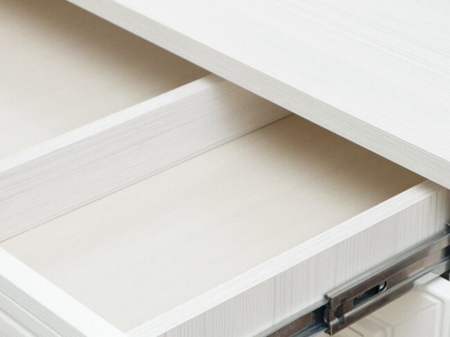 93.06 Туалетный столик Тиффани 1030